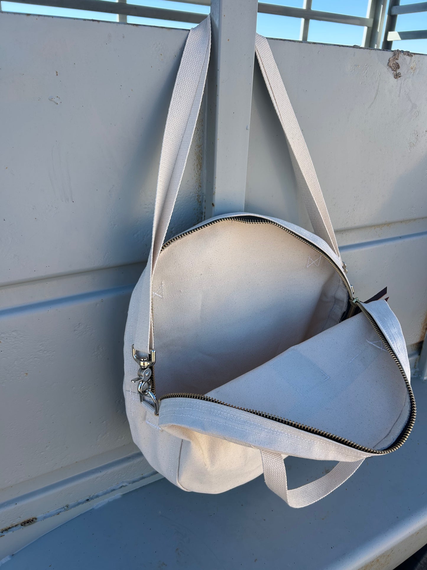 Rope Bag- 1 compartment with adjustable shoulder strap